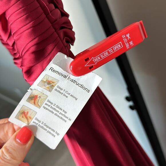 NWT IEENA for MAC DUGGAL 67866 Burgundy One Shoulder Bishop Sleeve Flowy Gown - Picture 8 of 12